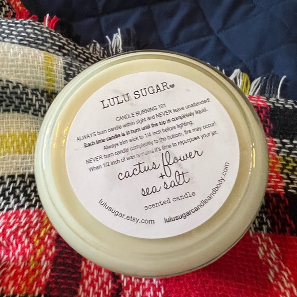 LULU SUGAR 100% Soy Candle. Pink pony and cactus flower - Picture 3 of 7